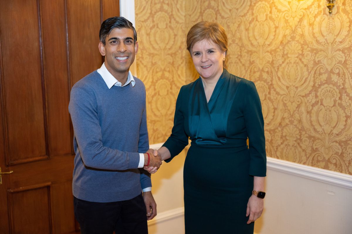 ניקולה סטרג'ן ורישי סונאק - פיטר מארל