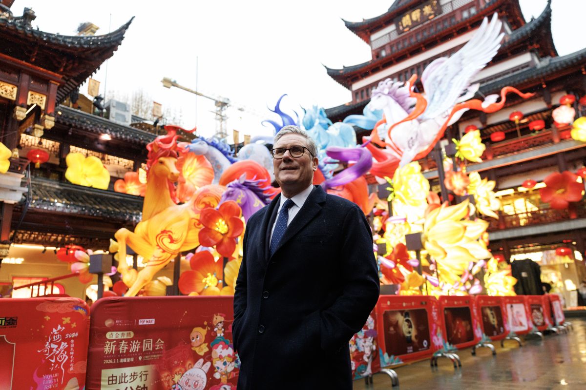 תמונה של קיר סטארמר בשנגחאי